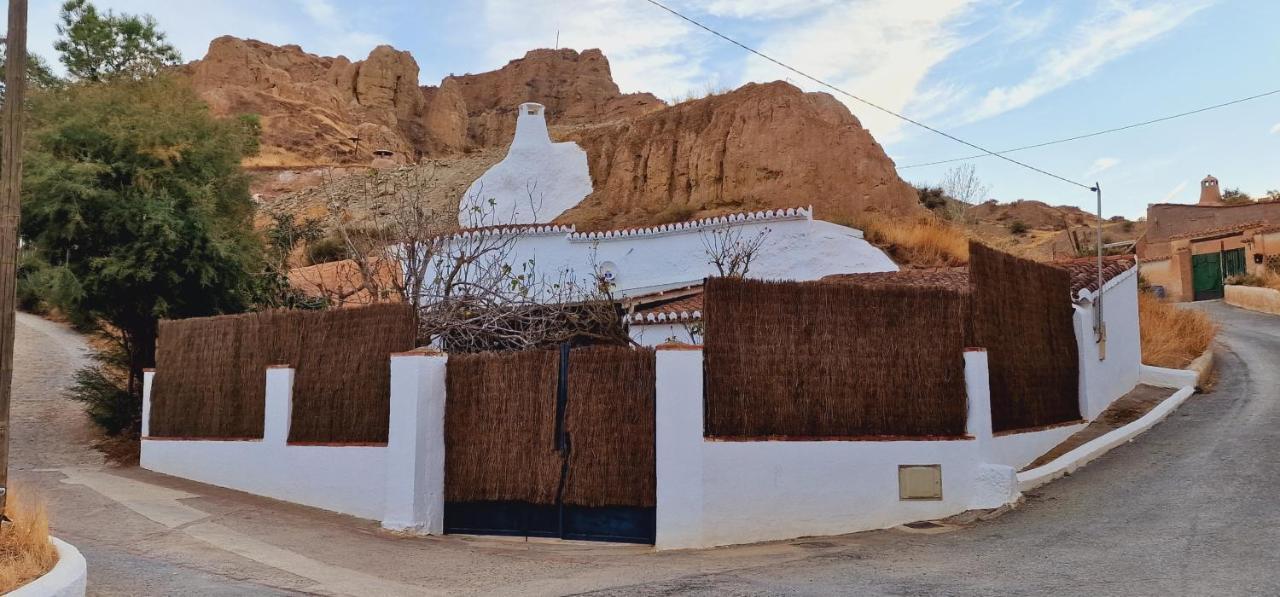 Cueva De La Higuera Villa Guadix Exterior photo