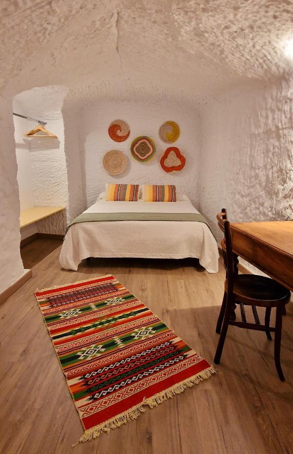 Cueva De La Higuera Villa Guadix Exterior photo